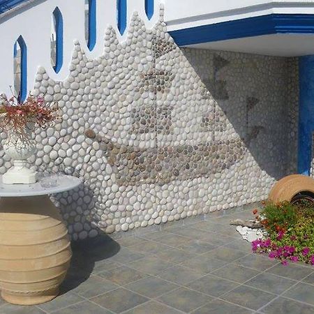 아무디아 Gogas Palace 아파트 호텔 외부 사진