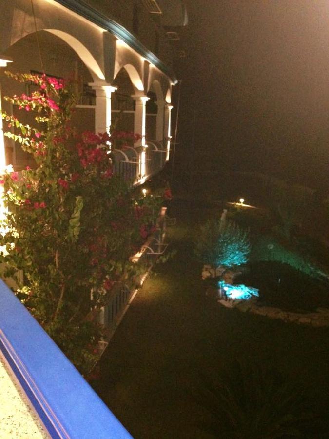아무디아 Gogas Palace 아파트 호텔 외부 사진